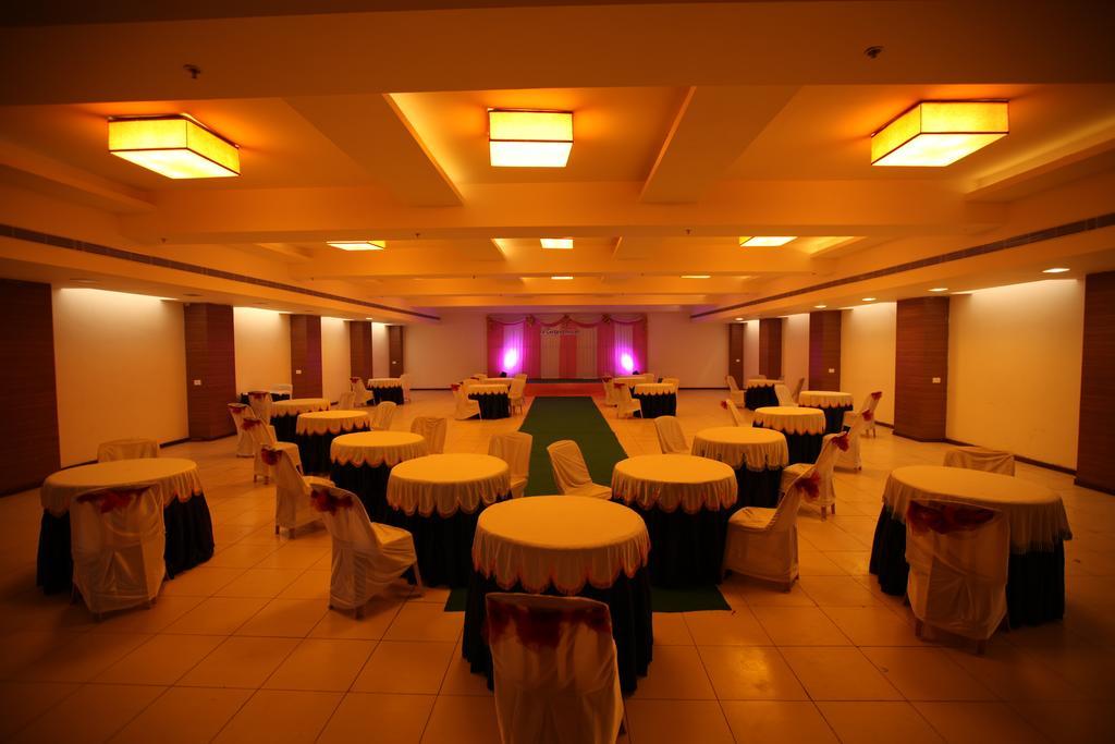 Hotel Sterling V Grand Madurai Exteriér fotografie