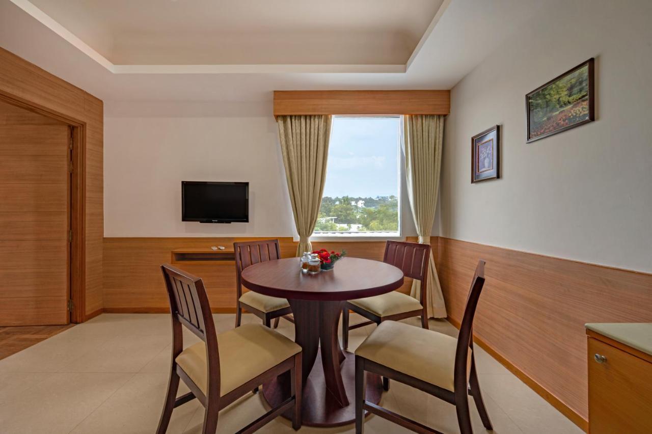 Hotel Sterling V Grand Madurai Exteriér fotografie